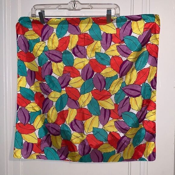 Pretty colorful leaves polyester scarf - Picture 1 of 6